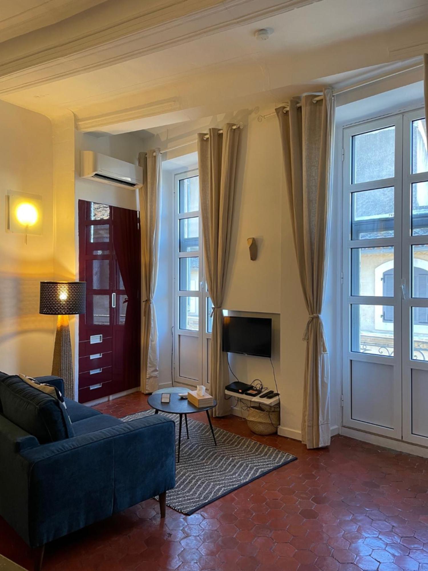 Les Balcons De Mona Au Coeur De Lourmarin Apartment Exterior photo